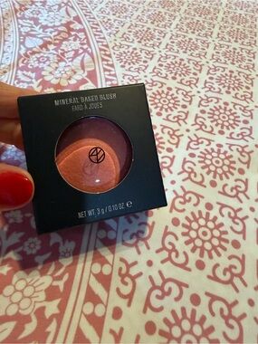 IL MAKIAGE Mineral Baked Blush